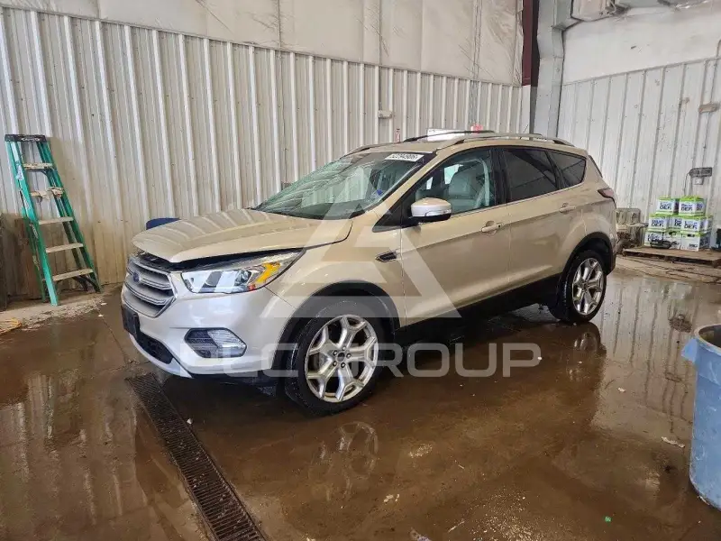 2017 Ford ESCAPE photo