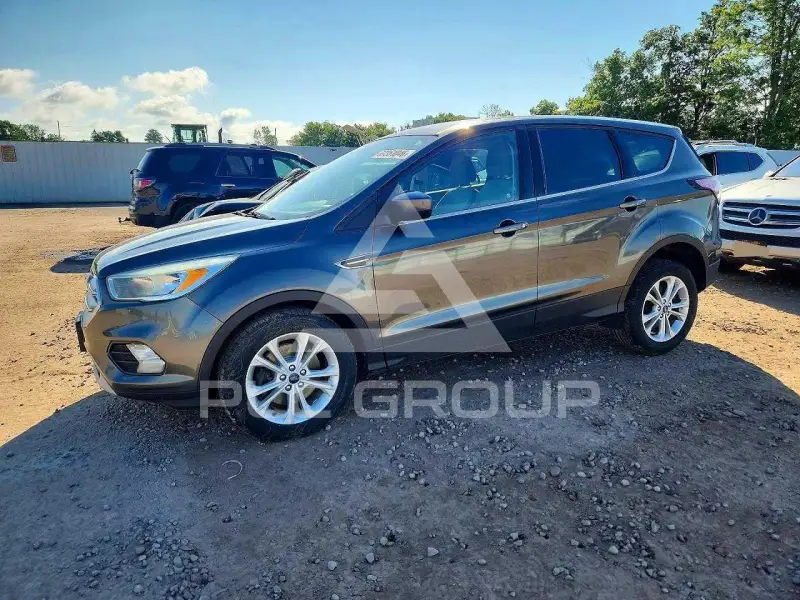 2017 Ford ESCAPE фото