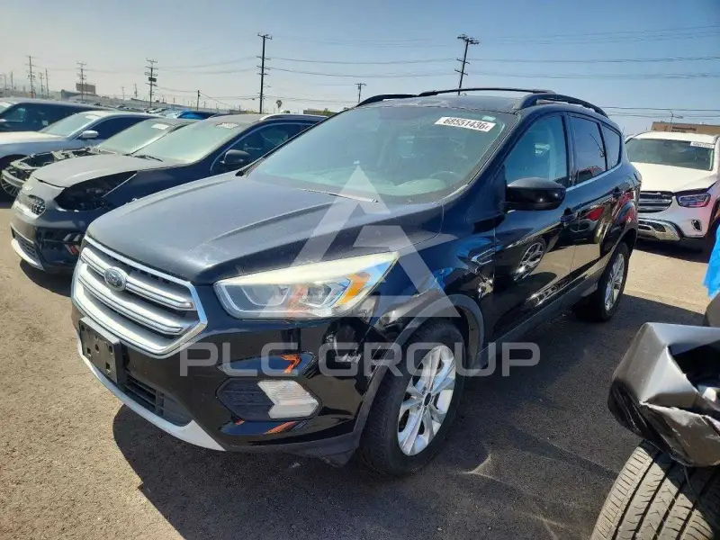 2017 Ford ESCAPE photo