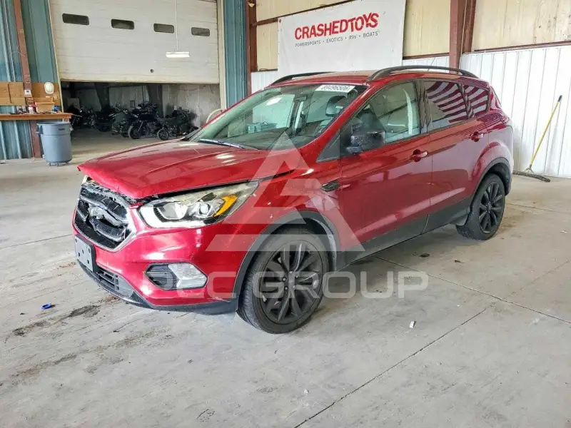 2017 Ford ESCAPE photo