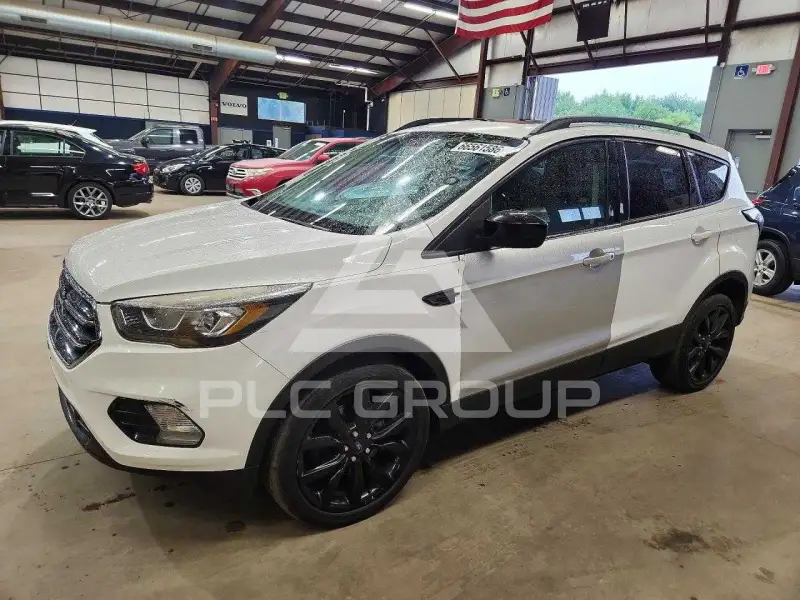 2017 Ford ESCAPE фото