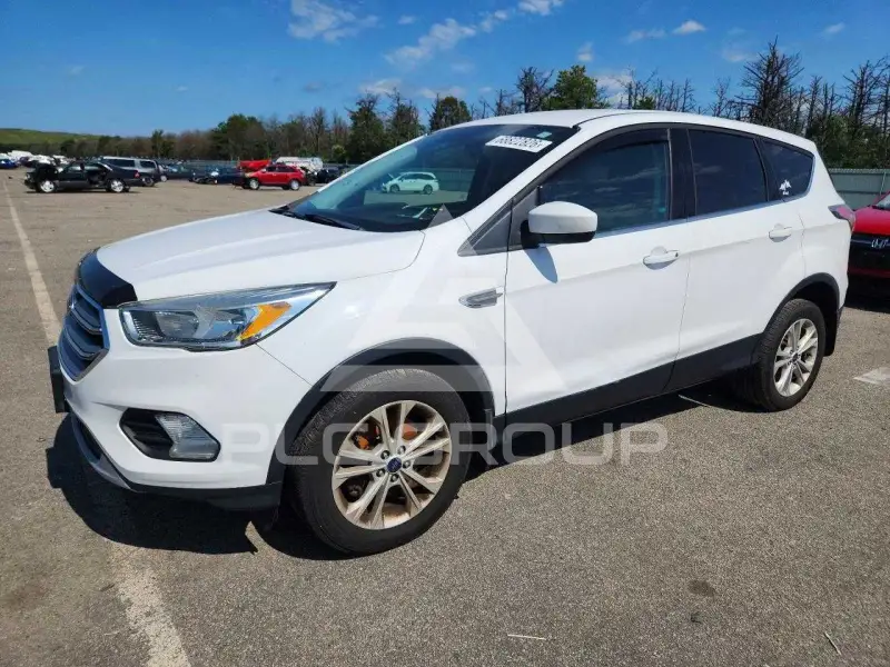 2017 Ford ESCAPE фото