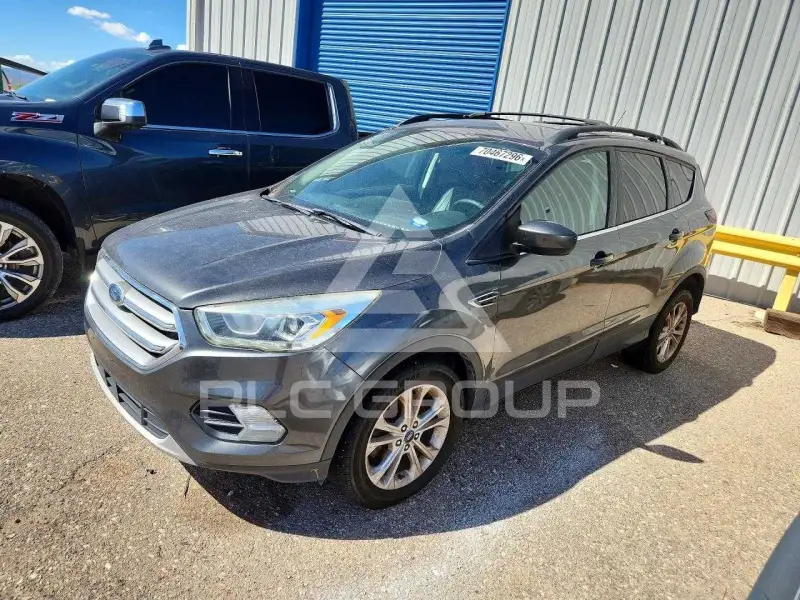 2017 Ford ESCAPE photo