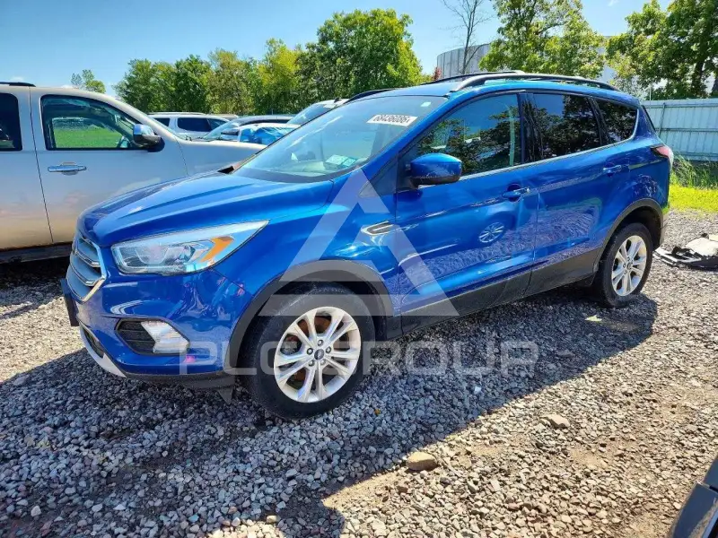 2017 Ford ESCAPE photo