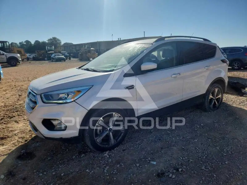 2017 Ford ESCAPE photo