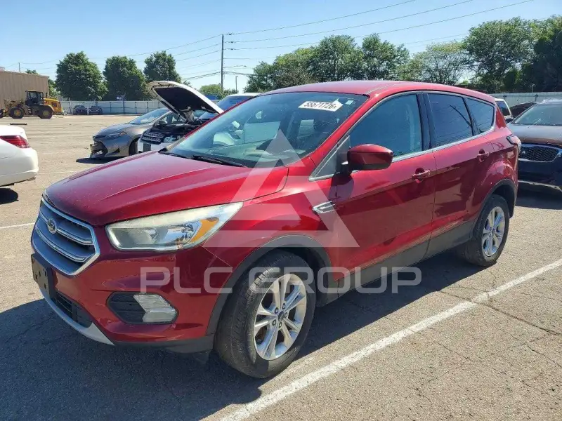 2017 Ford ESCAPE photo
