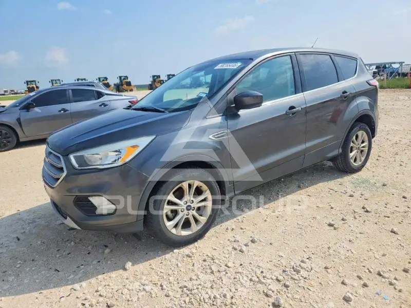 2017 Ford ESCAPE фото