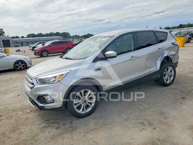 2017 Ford ESCAPE фото