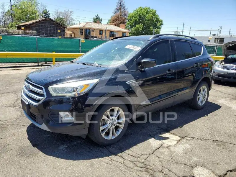 2017 Ford ESCAPE photo