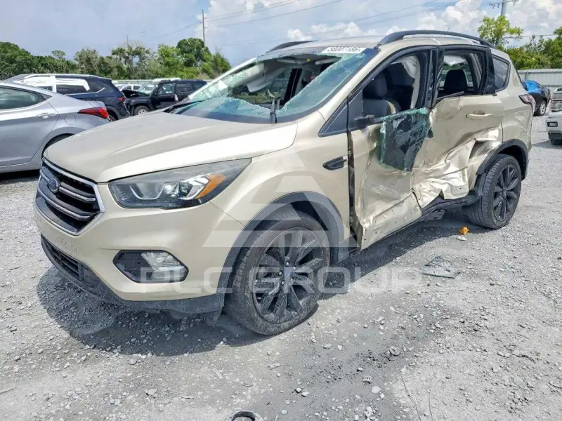 2017 Ford ESCAPE photo