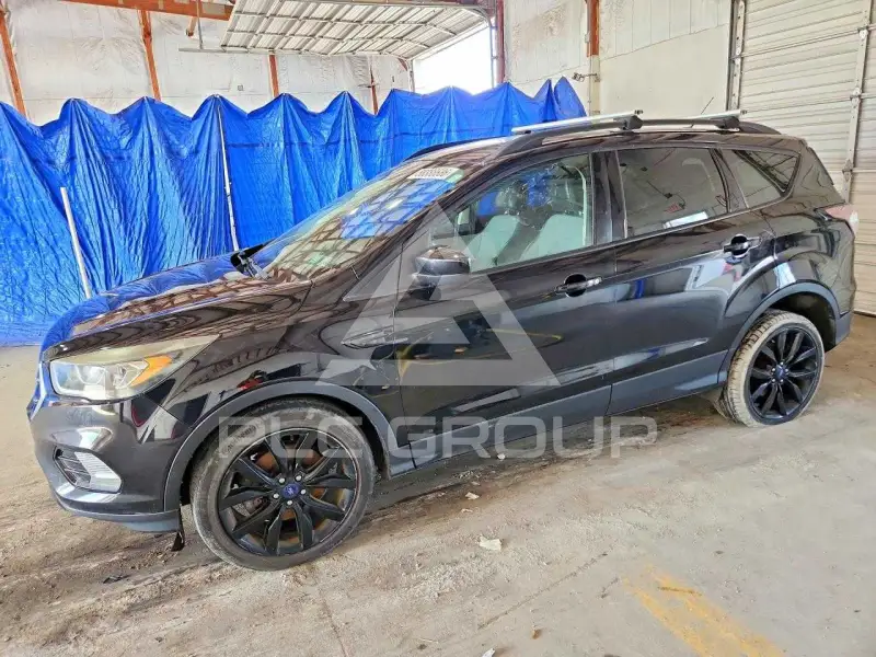 2017 Ford ESCAPE photo