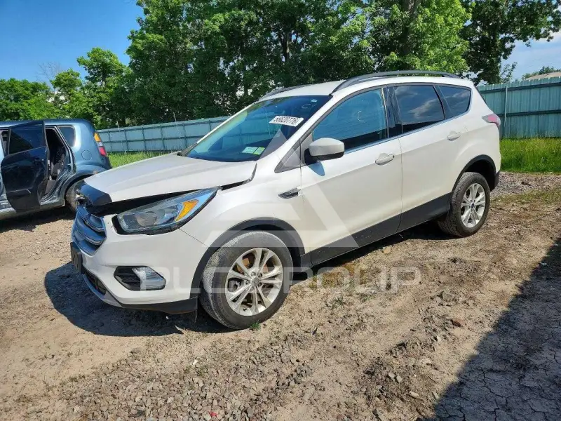 2017 Ford ESCAPE фото