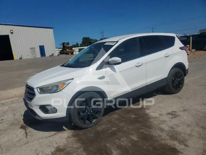 2017 Ford ESCAPE фото