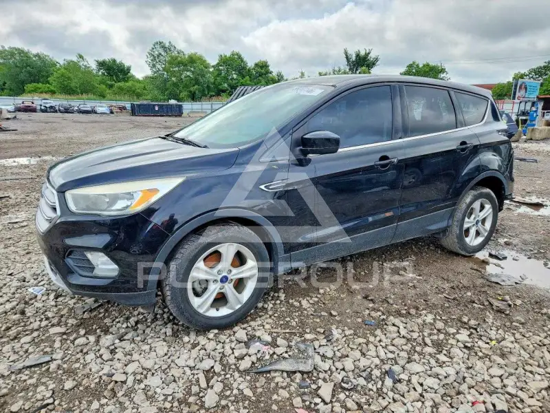 2017 Ford ESCAPE photo