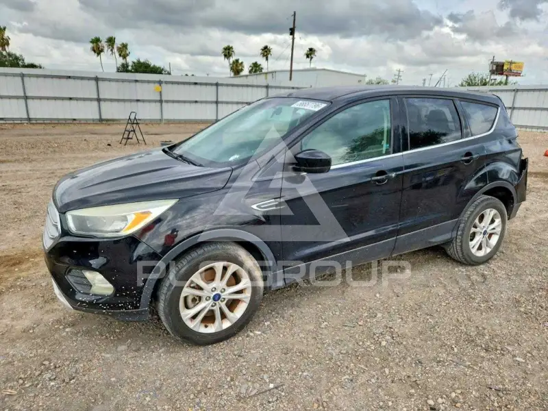2017 Ford ESCAPE photo