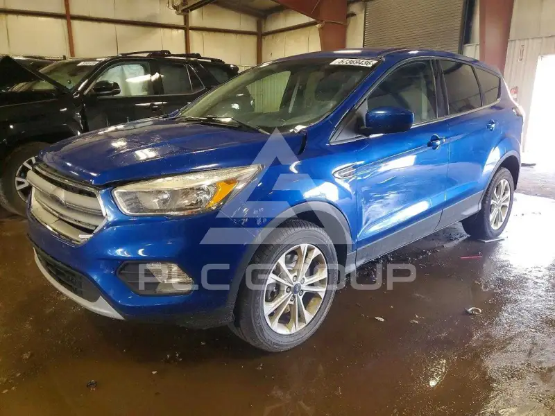 2017 Ford ESCAPE photo