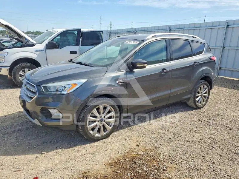 2017 Ford ESCAPE photo