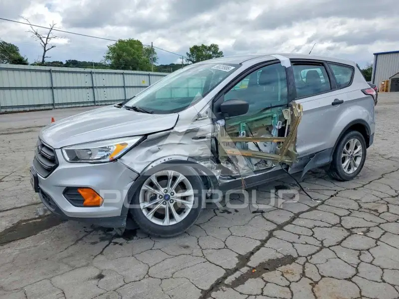 2017 Ford ESCAPE photo