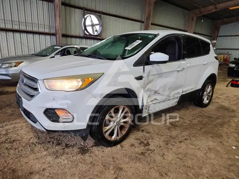 2017 Ford ESCAPE фото
