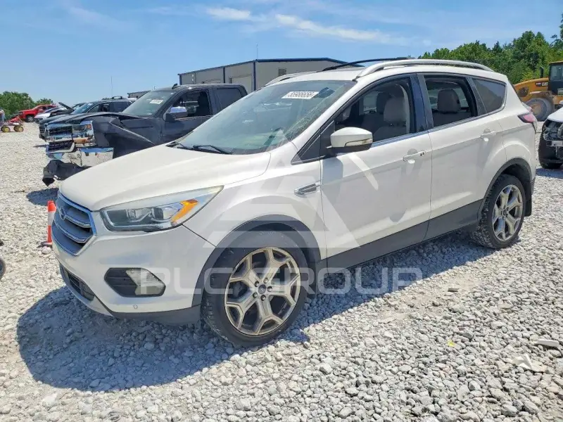 2017 Ford ESCAPE photo