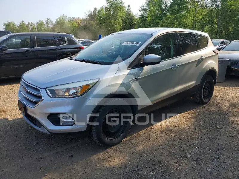 2017 Ford ESCAPE photo