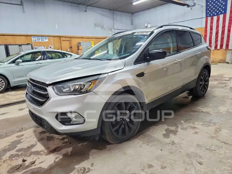 2017 Ford ESCAPE фото