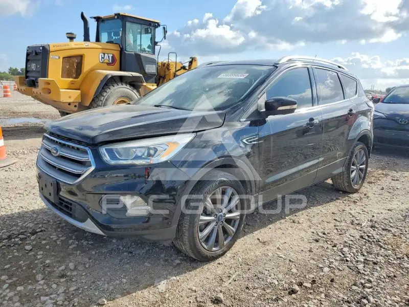 2017 Ford ESCAPE photo