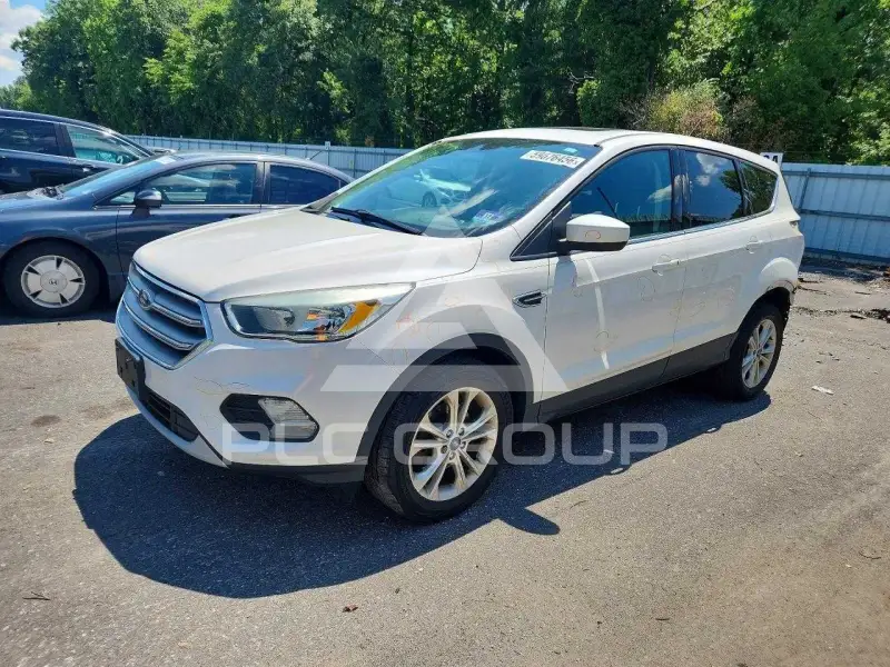 2017 Ford ESCAPE фото
