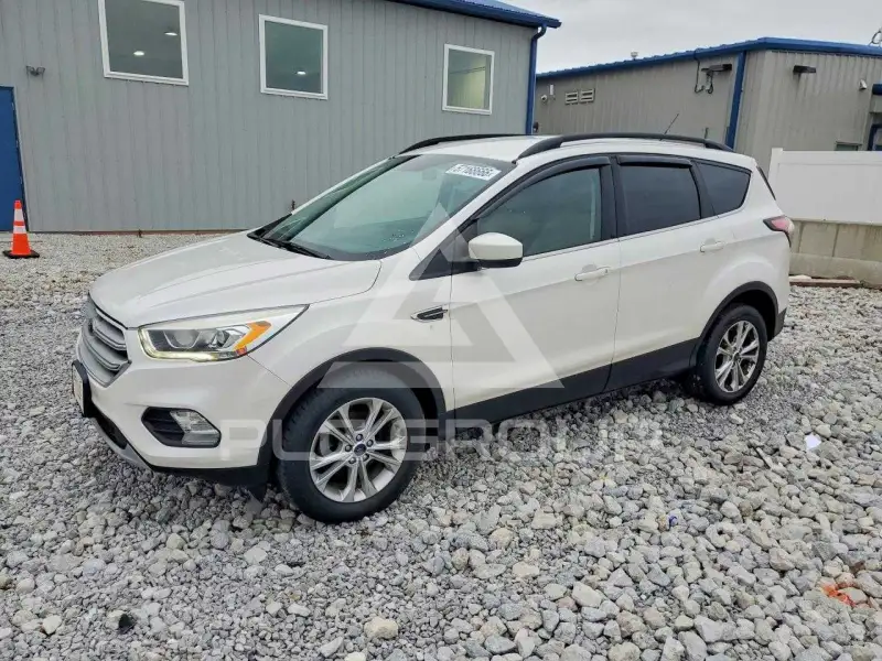 2017 Ford ESCAPE photo