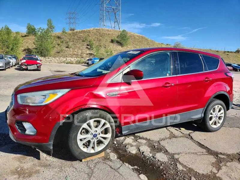 2017 Ford ESCAPE фото