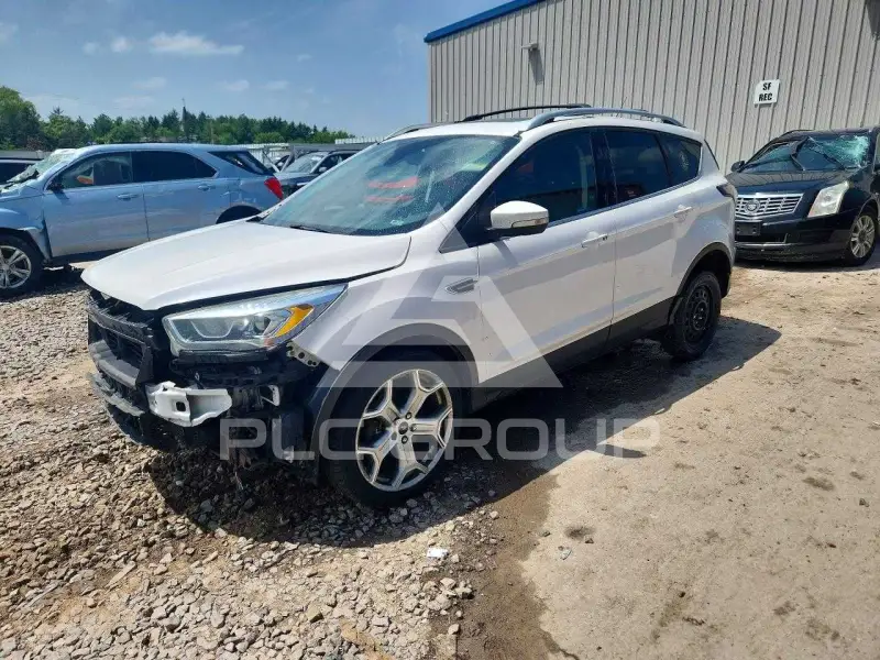 2017 Ford ESCAPE photo