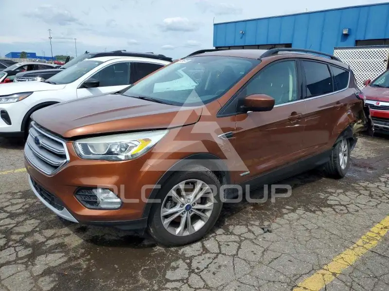 2017 Ford ESCAPE photo