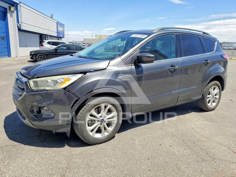 2017 Ford ESCAPE photo