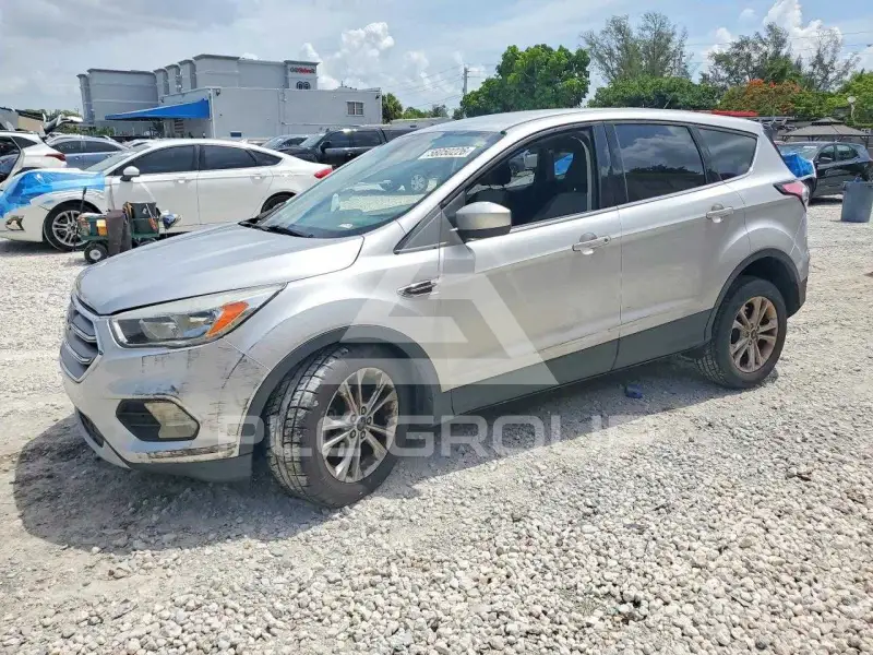 2017 Ford ESCAPE фото