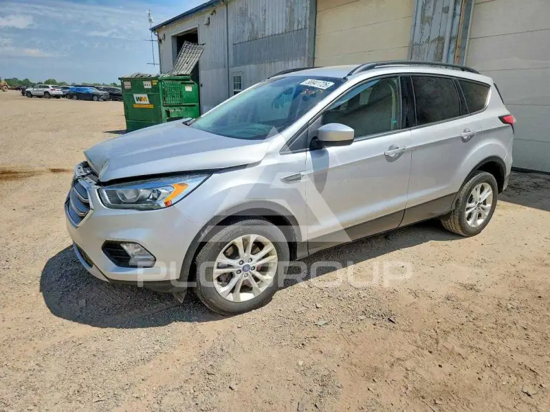 2017 Ford ESCAPE photo