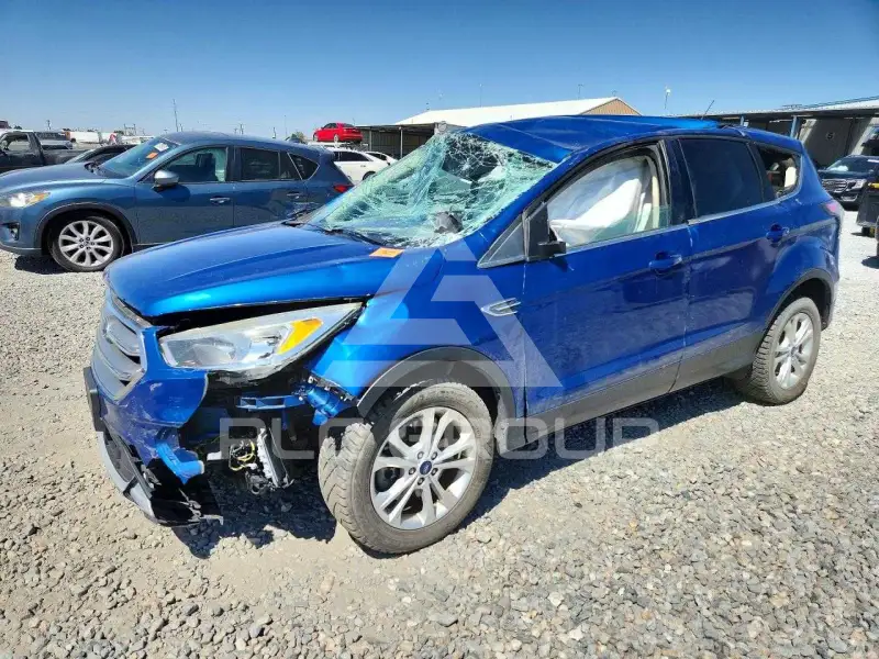 2017 Ford ESCAPE фото