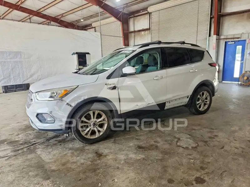 2017 Ford ESCAPE фото
