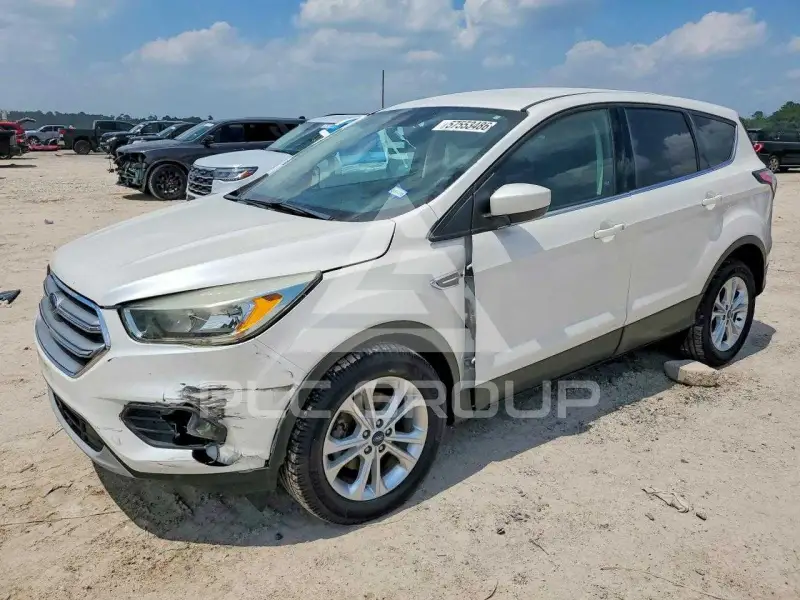 2017 Ford ESCAPE фото