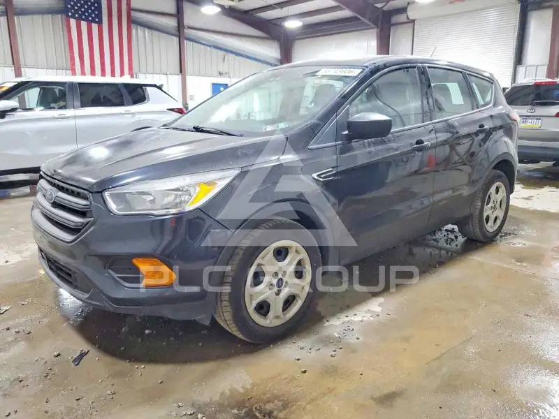 2017 Ford ESCAPE photo