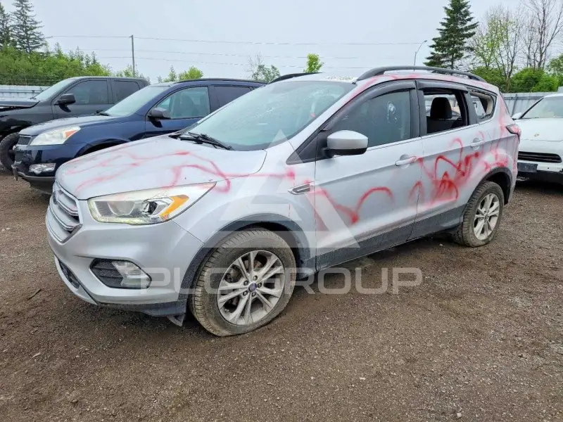 2017 Ford ESCAPE photo