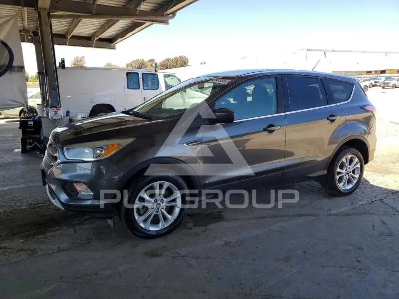 2017 Ford ESCAPE фото
