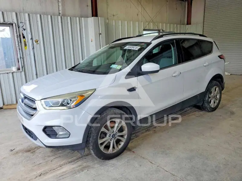 2017 Ford ESCAPE photo