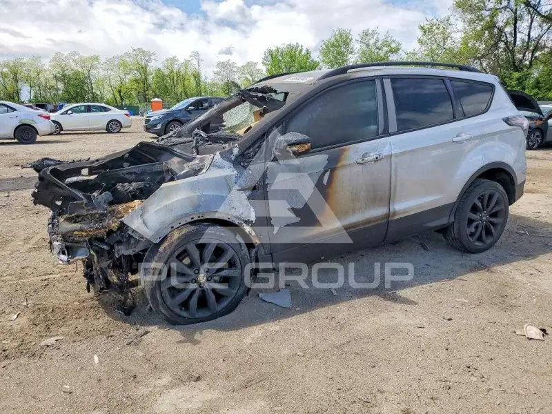 2017 Ford ESCAPE фото