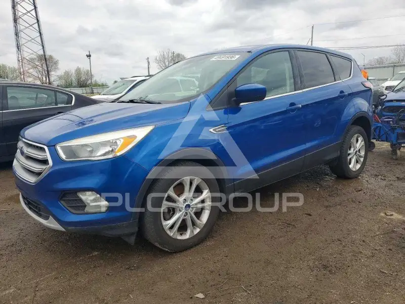2017 Ford ESCAPE photo