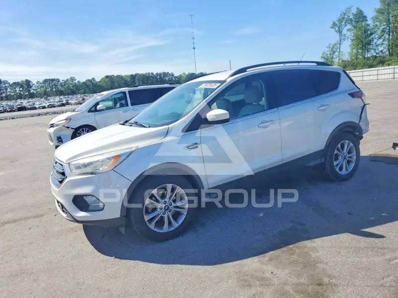 2017 Ford ESCAPE фото
