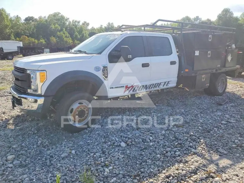 2017 Ford F-450 фото
