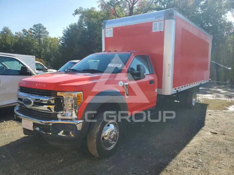 2017 Ford F-550 photo