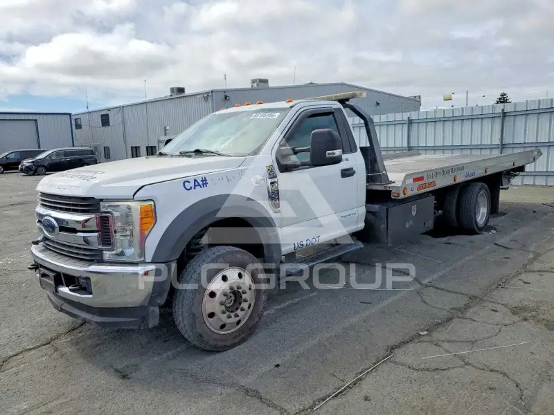 2017 Ford F-550 photo