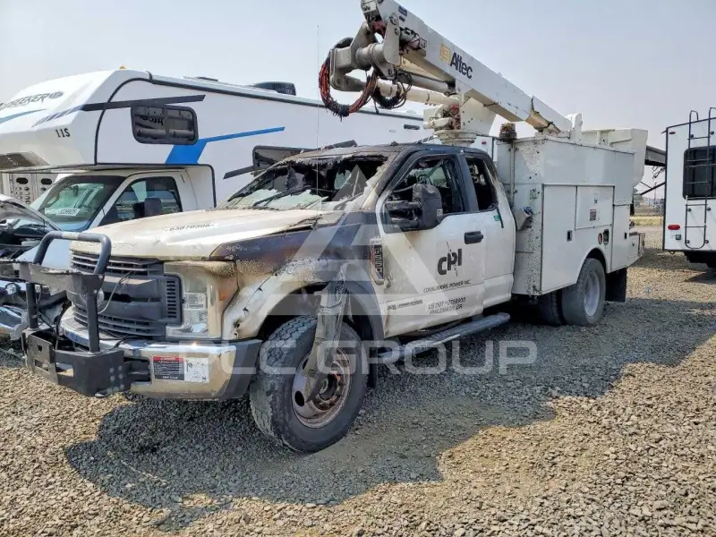 2017 Ford F-550 photo