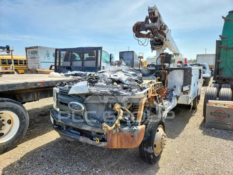 2017 Ford F-550 photo